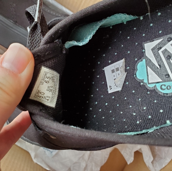 Comfy cush authentic vans - Picture 3 of 3